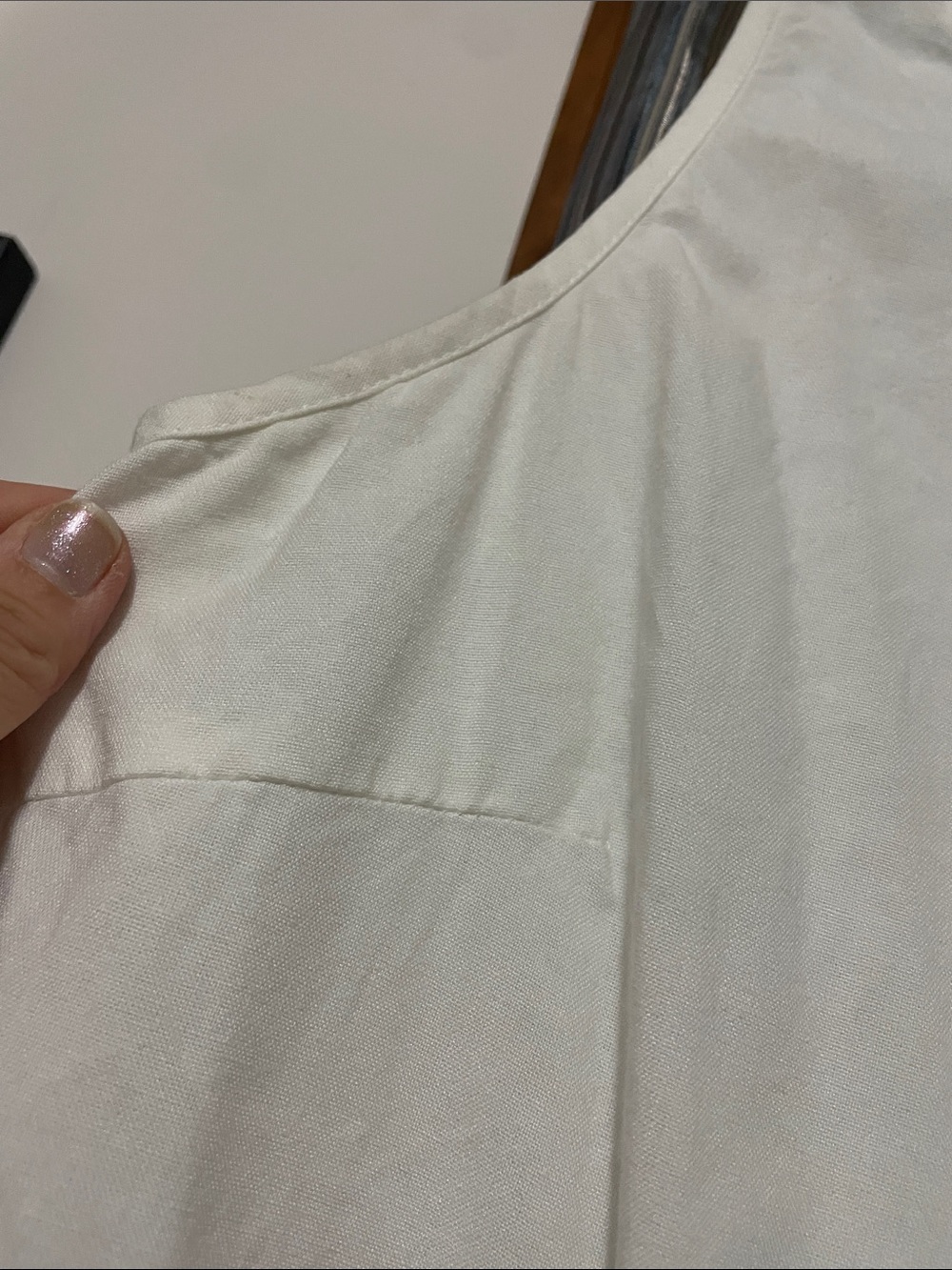 White Tank Button Back - Picture 6 of 10